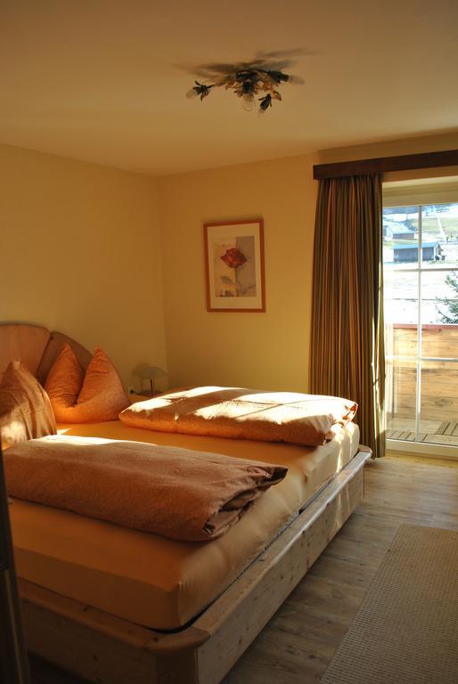 Romantik Pension Lehrberg Sankt Jakob in Haus Szoba fotó