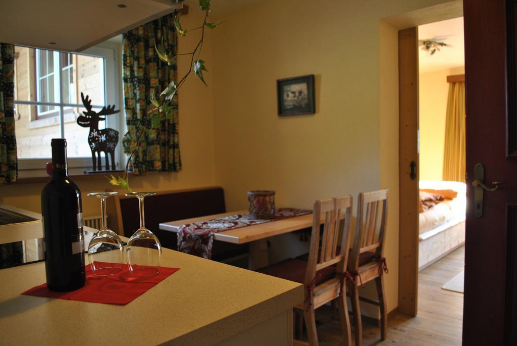 Romantik Pension Lehrberg Sankt Jakob in Haus Szoba fotó